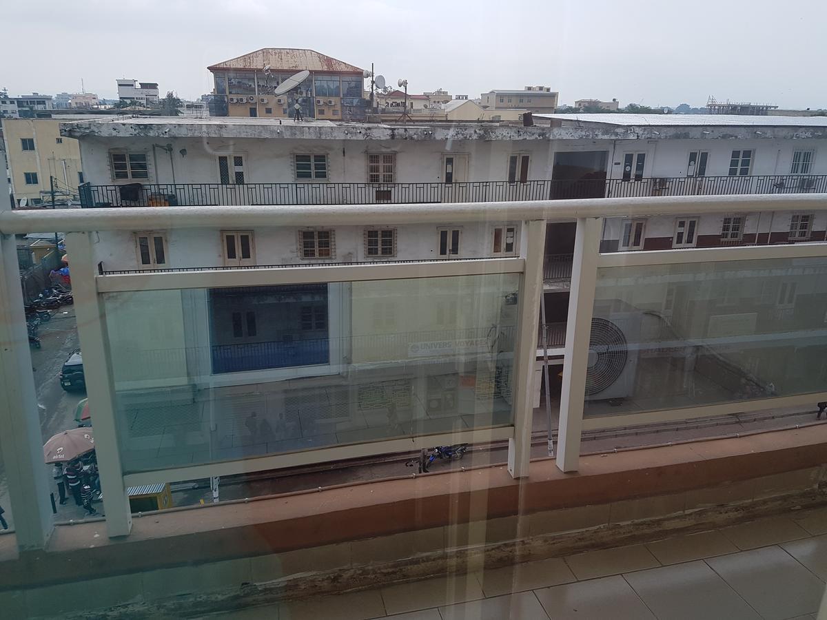 Novo Hotel Brazzaville Zewnętrze zdjęcie